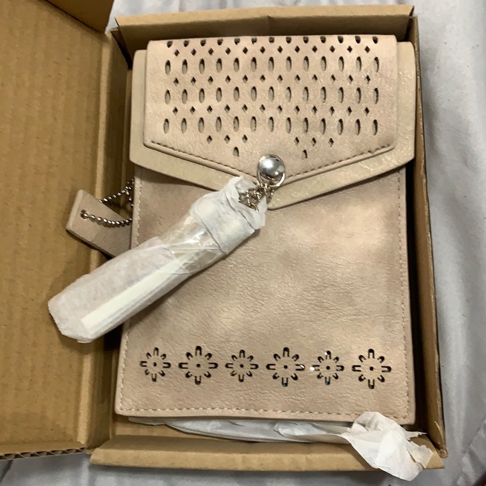 Brand new Seosto leather purse holder wallet.